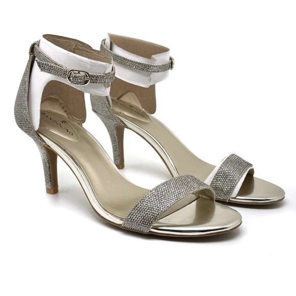 Bandolino Madia Sandal Gold Metallic Shimmer Heels Size 8 - Picture 3 of 11